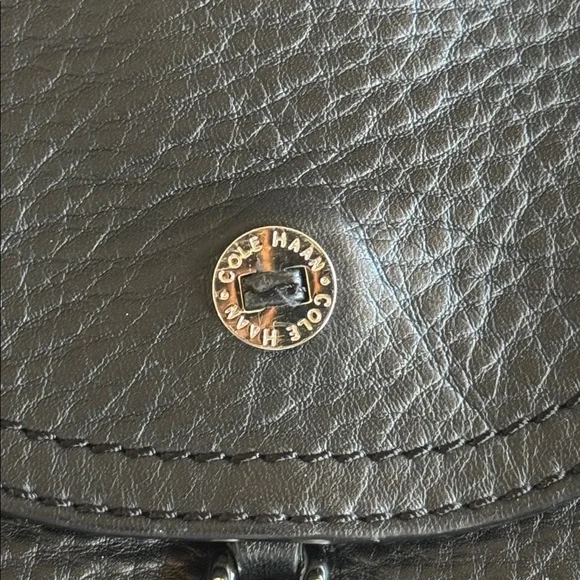 Cole Haan Black Leather Shoulder Bag Handbag - Picture 2 of 8